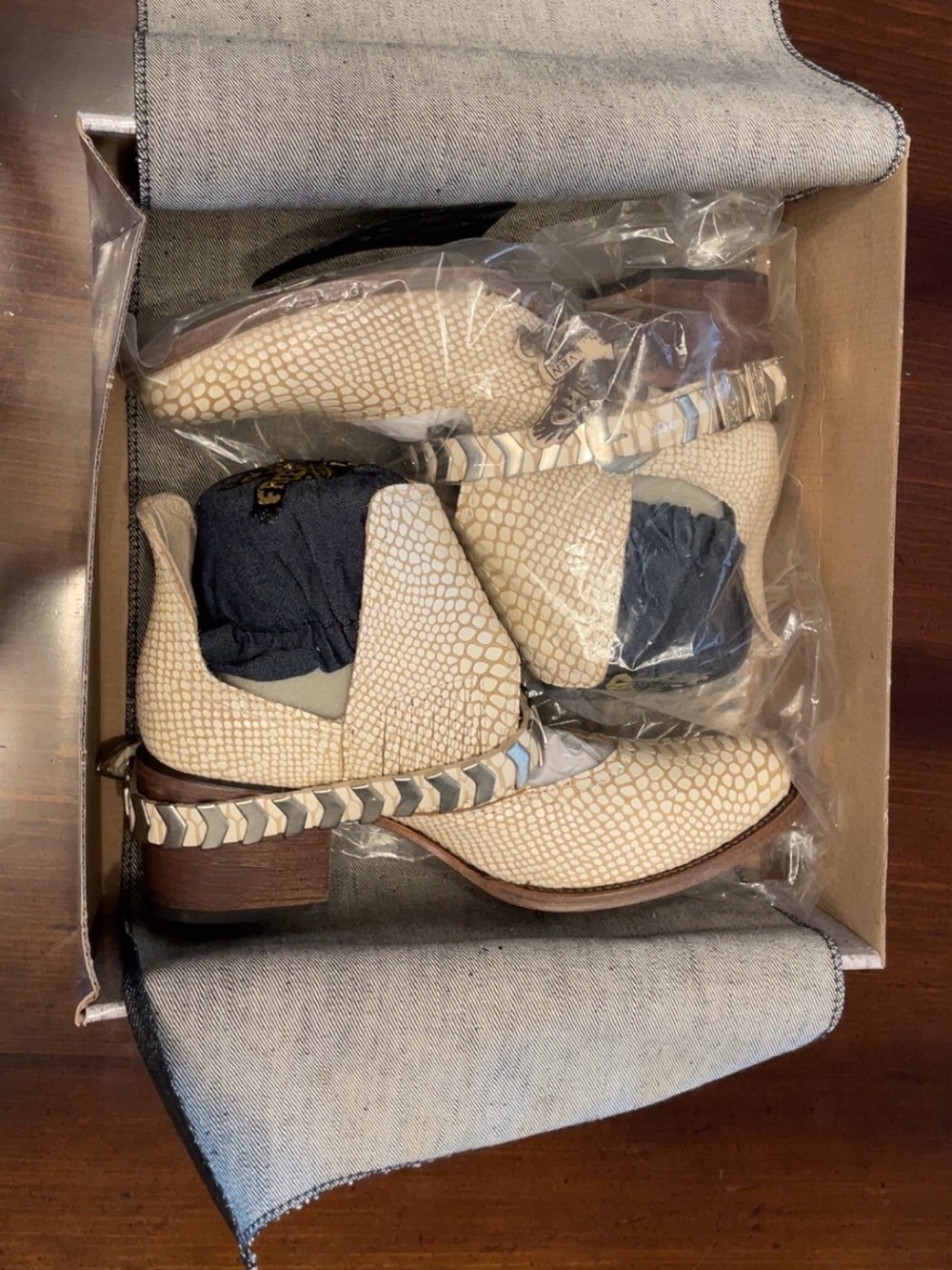Freebird by Steven White Snake “BLADE”Leather Booties Size 11